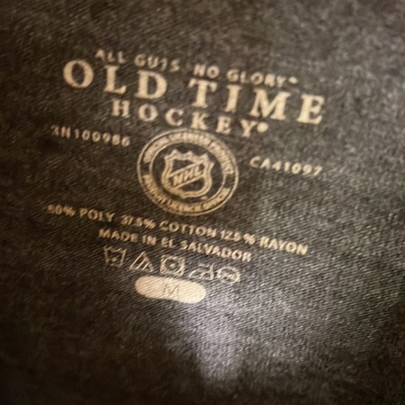 NHL Old Time Hockey Women’s Old Time Hockey Philadelphia Flyers Tee Color Gray - Picture 3 of 4